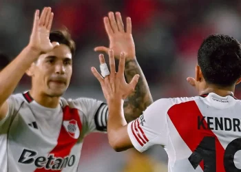 Un River discreto sufre para vencer al modesto Aldosivi en Argentina