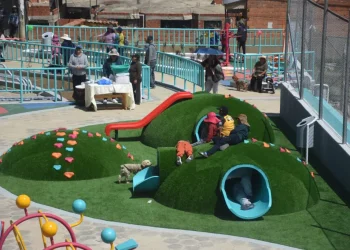 La Paz inaugura el ‘Barrio de Mil Colores’ con inversión de Bs 4,6 millones