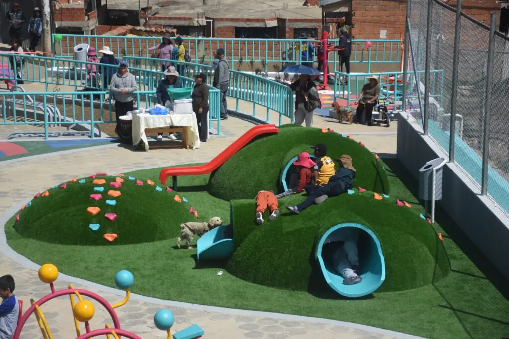 La Paz inaugura el ‘Barrio de Mil Colores’ con inversión de Bs 4,6 millones