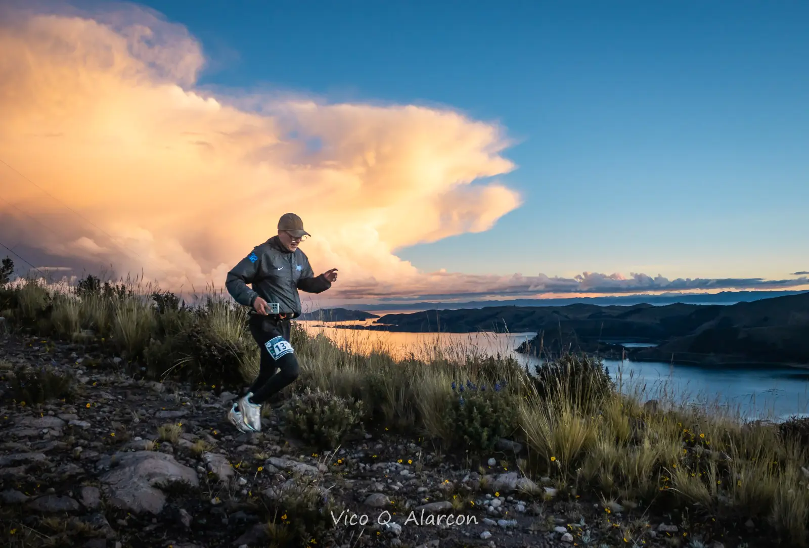 Franco y Sahonero brillan en el Petzl Skyrunning Copacabana