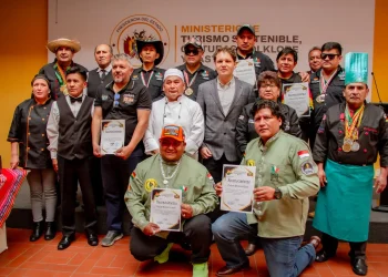 Gastrónomos celebran triunfo boliviano en México