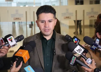 Comisión tratará ley de libre transitabilidad en medio de conflictos y bloqueos