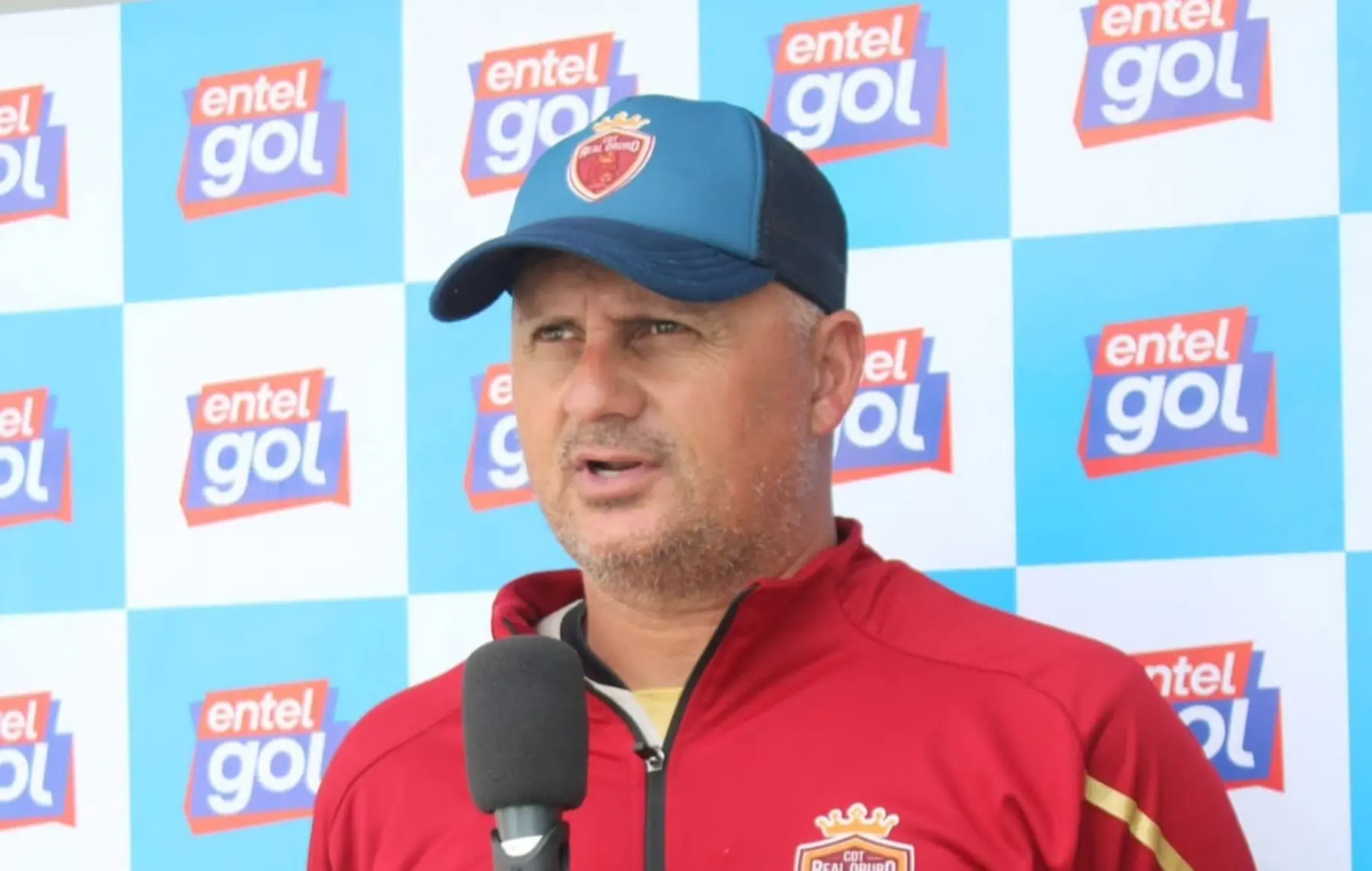 Marcelo Robledo deja de ser técnico de CDT Real Oruro