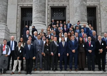 Supraestatales impulsan integración y destacan rol del país en Parlasur