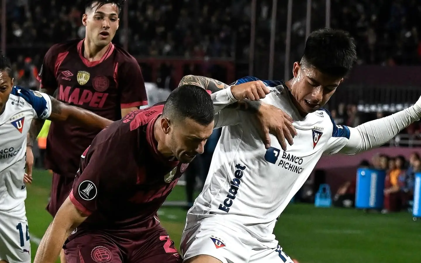 Lanús vence y toma impulso en la Libertadores