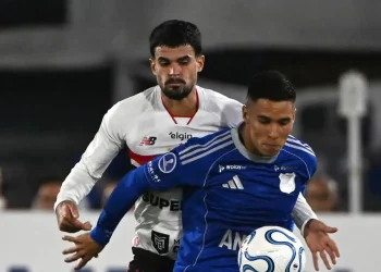 São Paulo comanda la Sudamericana