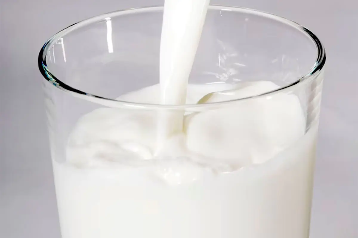 Gobierno apunta a elevar consumo per cápita de leche de 69 a 100 litros