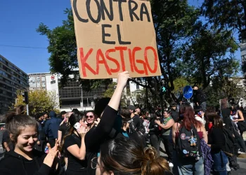 La movilización tomó el centro de Santiago/AFP