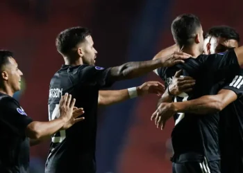 Riestra gana su primer partido internacional 