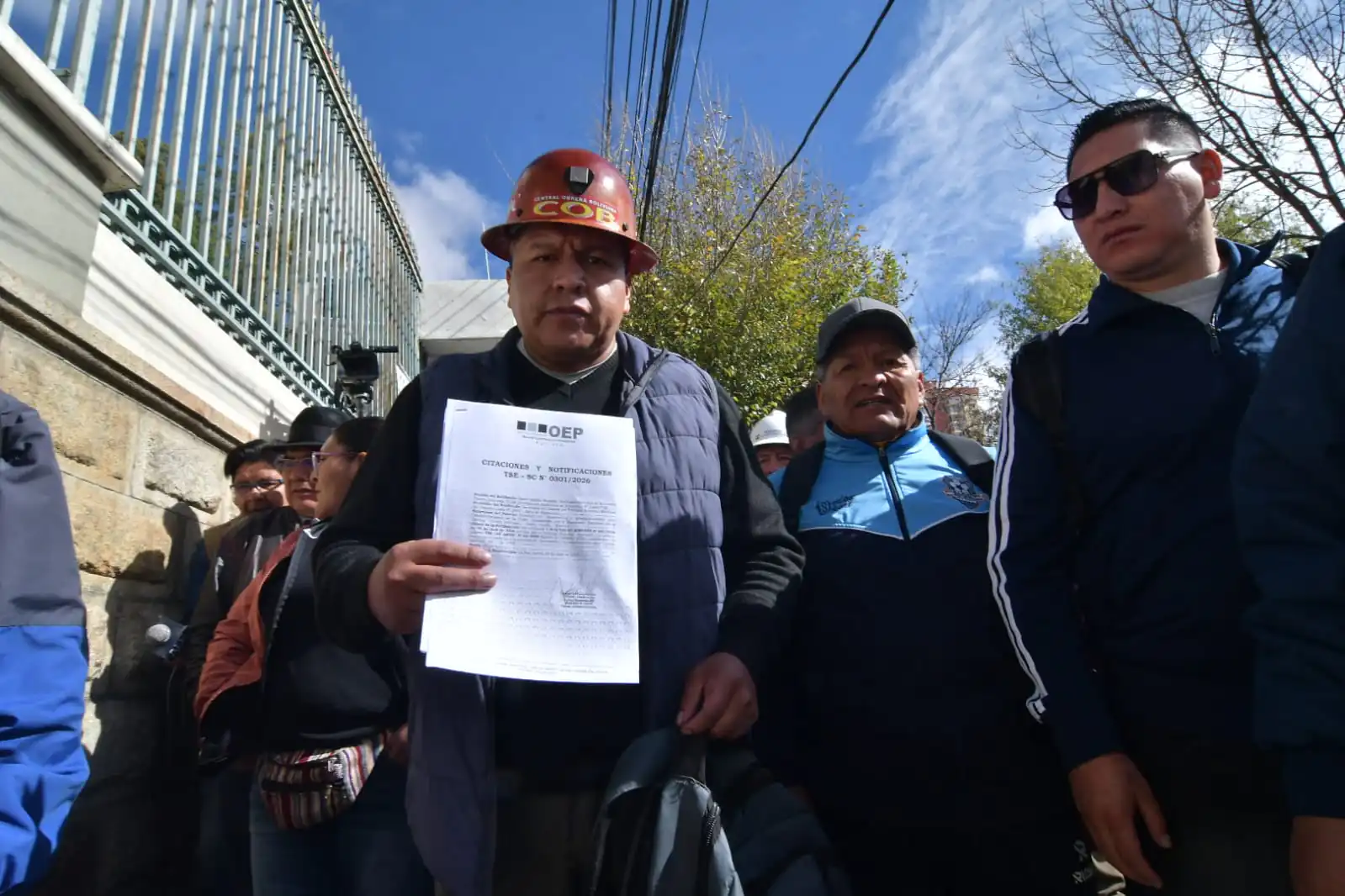 TSE descarta acompañamiento al cabildo de la COB y dirigentes cuestionan decisión