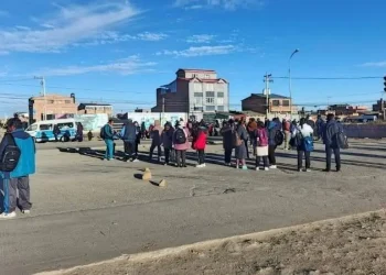 Los maestros bloquean en varios puntos estratégicos/RRSS