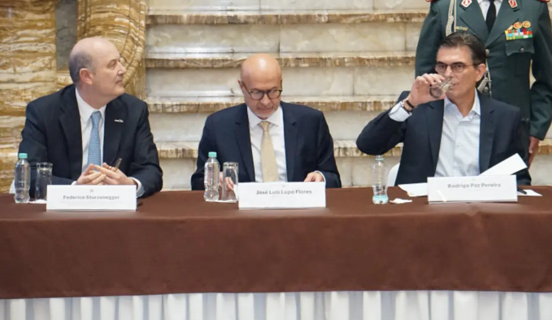 Paz dice que sin alianzas sería ‘extremadamente difícil’ mejorar la economía