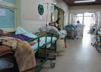 Cifra. Bolivia cuenta con 1,35 médicos por cada 1.000 habitantes y ocupa el último puesto de países de la región en número de salubristas. FOTO: Noticias de América Latina y el Caribe