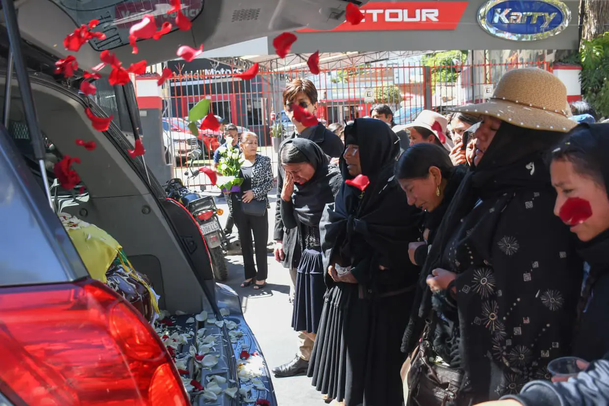 Cochabamba despide a Víctor Hugo Claure con pedidos de justicia