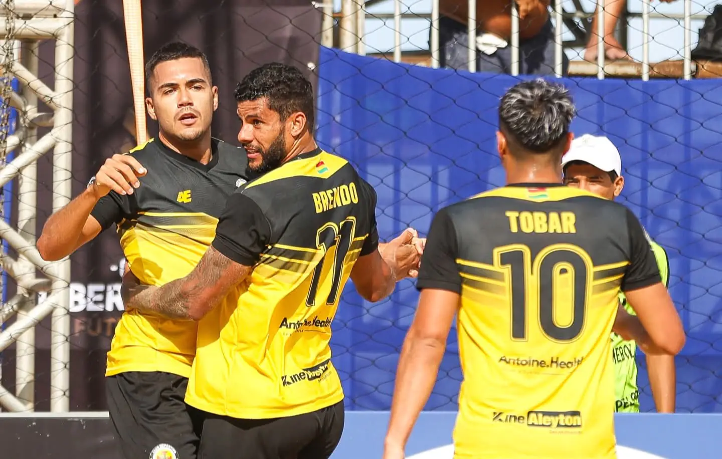 ‎Salud Santa Cruz goleó 7-2 a Cerrito en la Libertadores Fútbol Playa