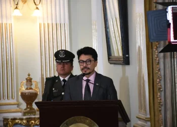 Bolivia y Chile activan acuerdo que reconoce licencias de conducir entre ambos países