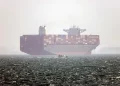 Buques esperan el inicio de escolta de barcos de guerra de EEUU en Ormuz/ AFP