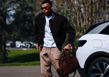 Mbappé en polémica en Madrid a días del Clásico por escapada romántica