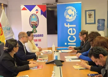 Reunión entre autoridades de la UMSA y Unicef. FOTO: UMSA