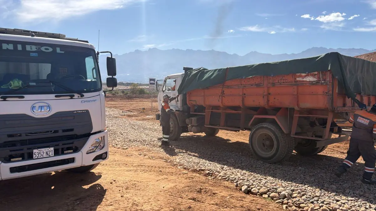 Camiones llevan los residuos a las nuevas plantas para su industrialización. FOTO: GAMC