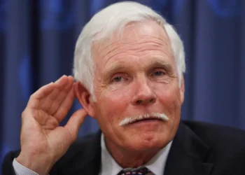 Ted Turner el fundador de CNN y un nuevo estilo de cobertura/AFP