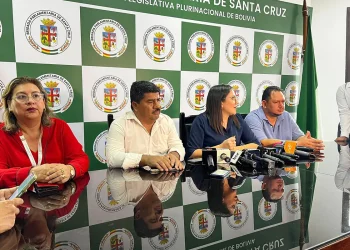 Brigada Parlamentaria Cruceña dice que no permitirá abrogación de la 1720