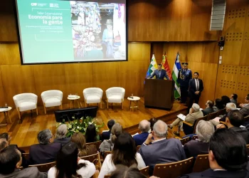 Rodrigo Paz observa falta diálogo en debate sobre la Ley 1720