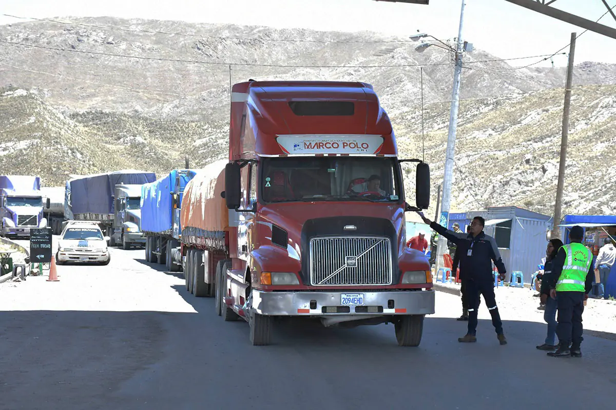Flujo comercial por Desaguadero superó 34 millones de toneladas entre 2010 y 2025
