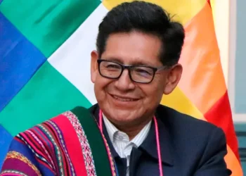 Exministro Edgar Pary asume Dirección Distrital en Norte de Potosí