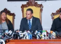 Revilla insiste en el diálogo ante la crisis en Caranavi