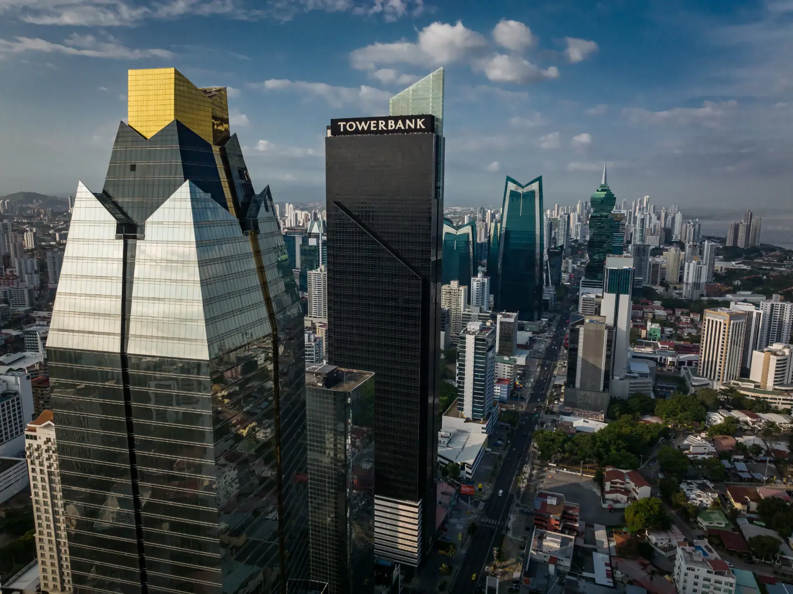 Bolivia y Panamá impulsan ciclo virtual para promover comercio e inversión