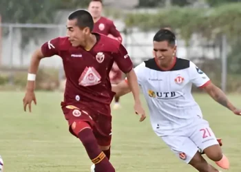 CDT Real Oruro–FC Universitario se posterga por bloqueos