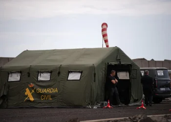 Se instaló un hospital de campaña en el puerto/AFP