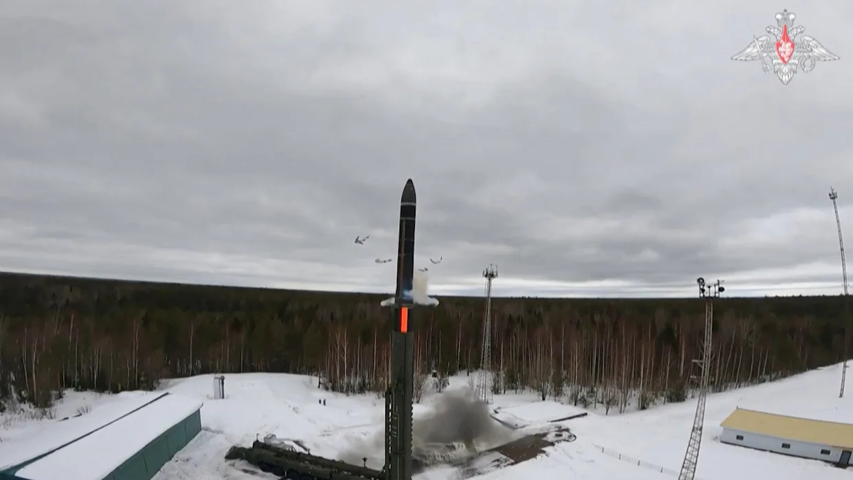Rusia probó un nuevo misil/Min. defensa de Rusia