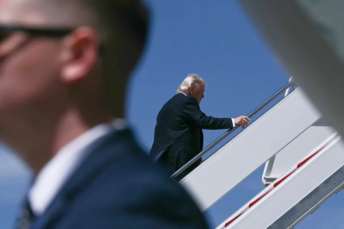 Trump abordó el Air Force One/AFP
