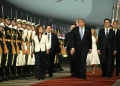 Trump durante su arribo a Pekín/AFP