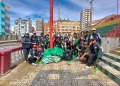 Periodustas independientes de Oruro celebraron su día con una campaña de limpieza en la avenida Cívica. FOTO: Marcela Cruz