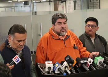 Zegarra presenta testigo que denuncia pagos de Bs 300 y Bs 500 para bloqueos y marchas evistas