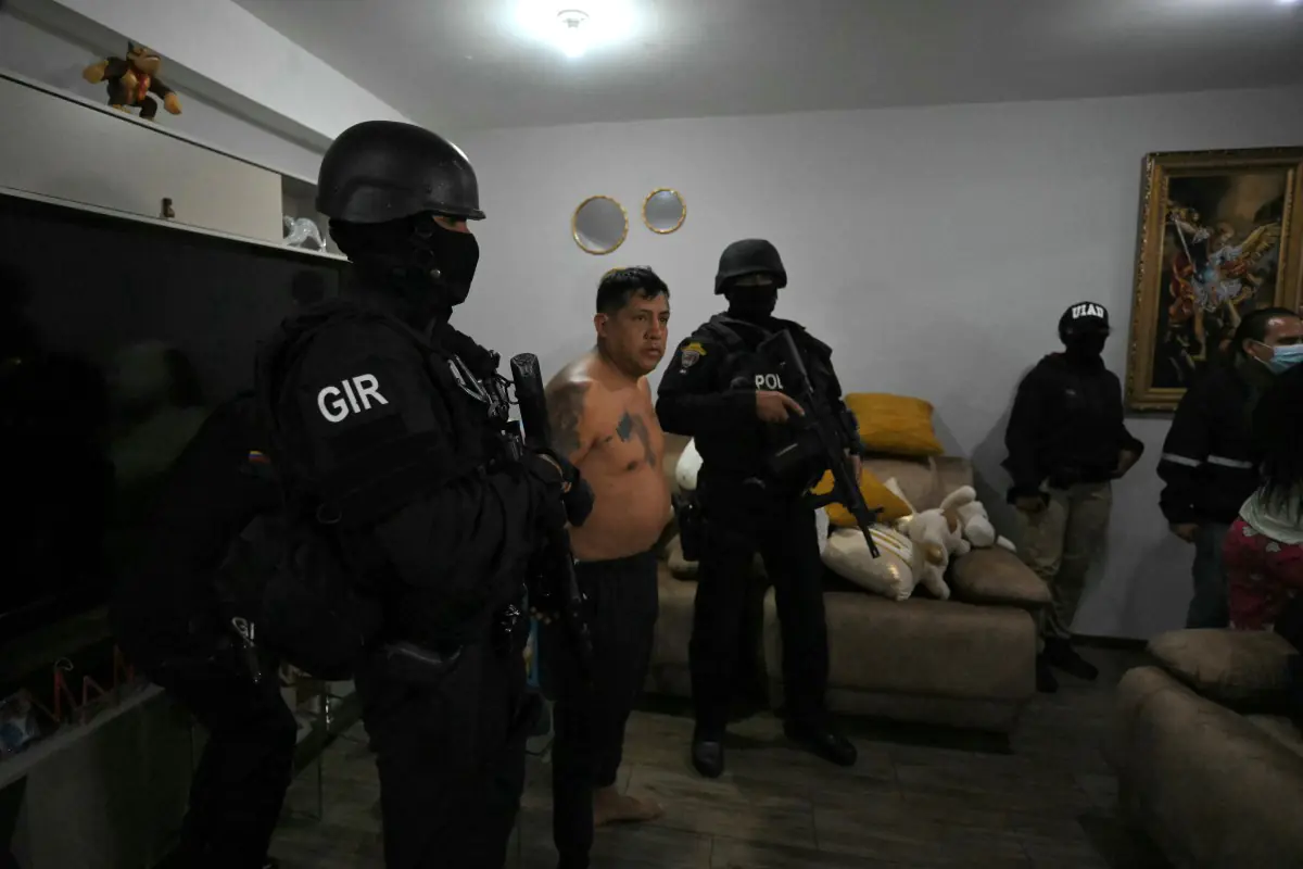 La policía arrestó a Eduardo Gómez, alias "Gordo Paul", líder del grupo narcotraficante Los Lobos/AFP