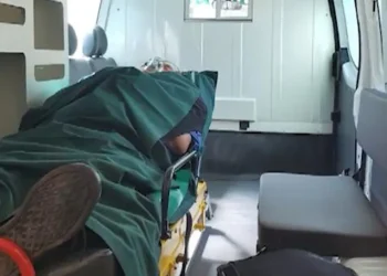 El diputado Roger Labardens quedó inconsciente por una golpiza. Foto: Captura