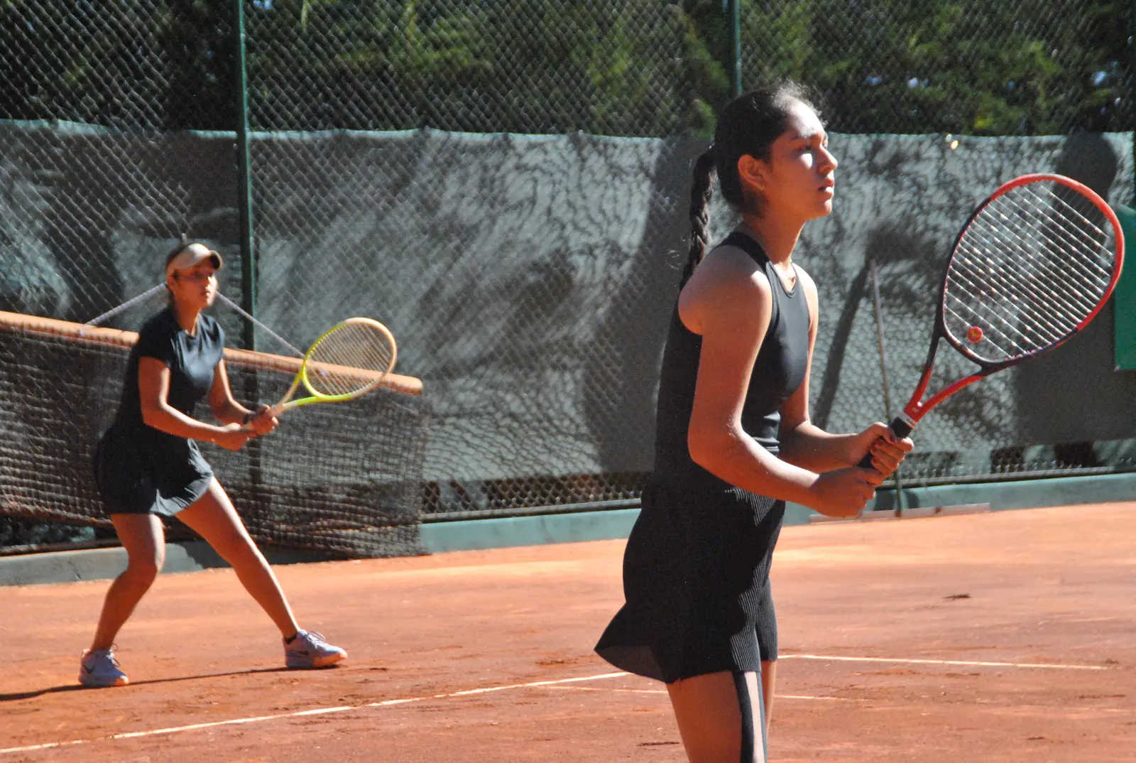 Sumoya, Delmas, Suárez y García, campeones dobles del Chuquiago Junior