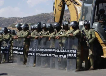Zamora destaca desbloqueo ‘sin armas’ en operativo conjunto con policías y militares