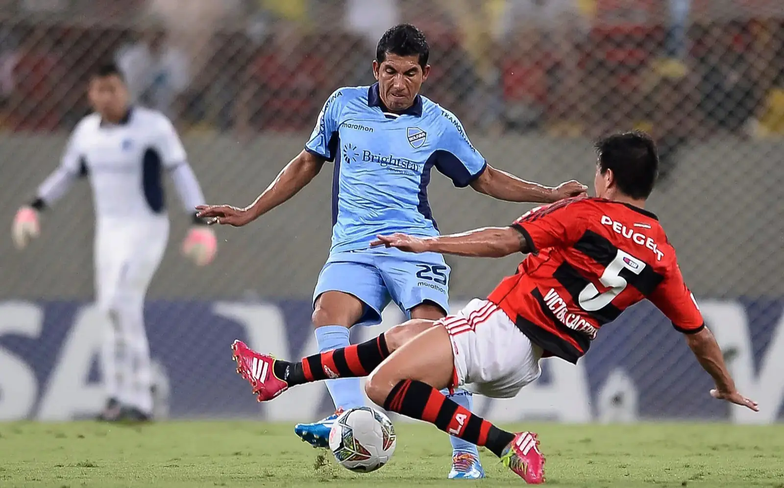 Bolívar sabe ganar y empatar en Brasil por la Libertadores