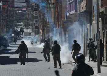 La Paz concentra 18 de los 22 bloqueos del país pese al operativo de desbloqueo