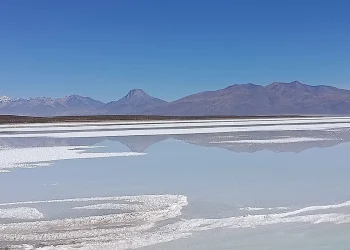 YLB impulsa certificación internacional de recursos de litio en salar de Coipasa