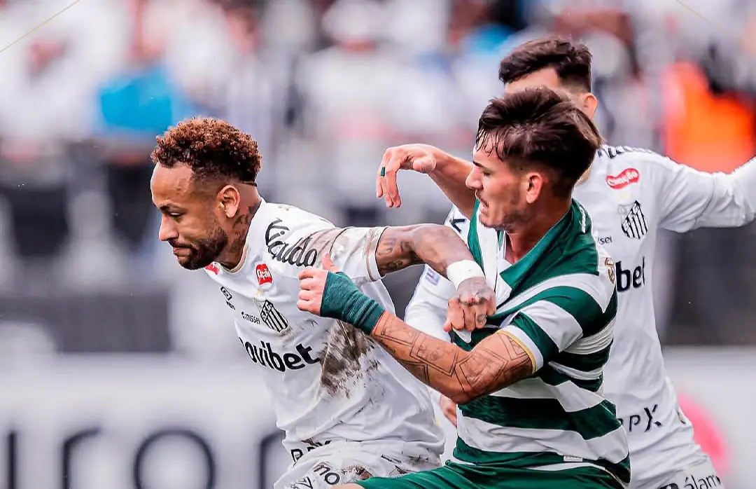 Neymar vive domingo de llanto con Santos antes de la convocatoria
