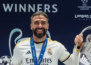 Real Madrid anuncia la marcha de Carvajal al término de esta temporada