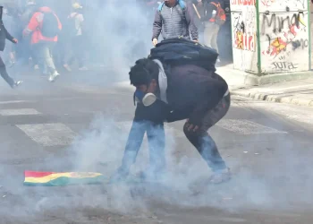 Gobierno descarta estado de excepción y acusa a grupos violentos de buscar caos y muertes