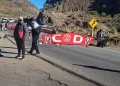La Central Obrera Departamental de Chuquisaca instala un punto de bloqueo. FOTO: AB Noticias