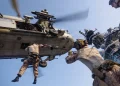 Infantes de marina estadounidenses descendiendo en rápel desde un MH-60S Sea Hawk/AFP